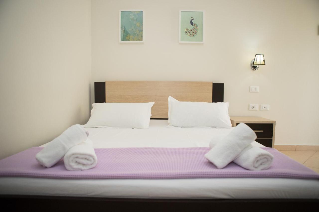 Perivolos Apartments Dhërmi エクステリア 写真