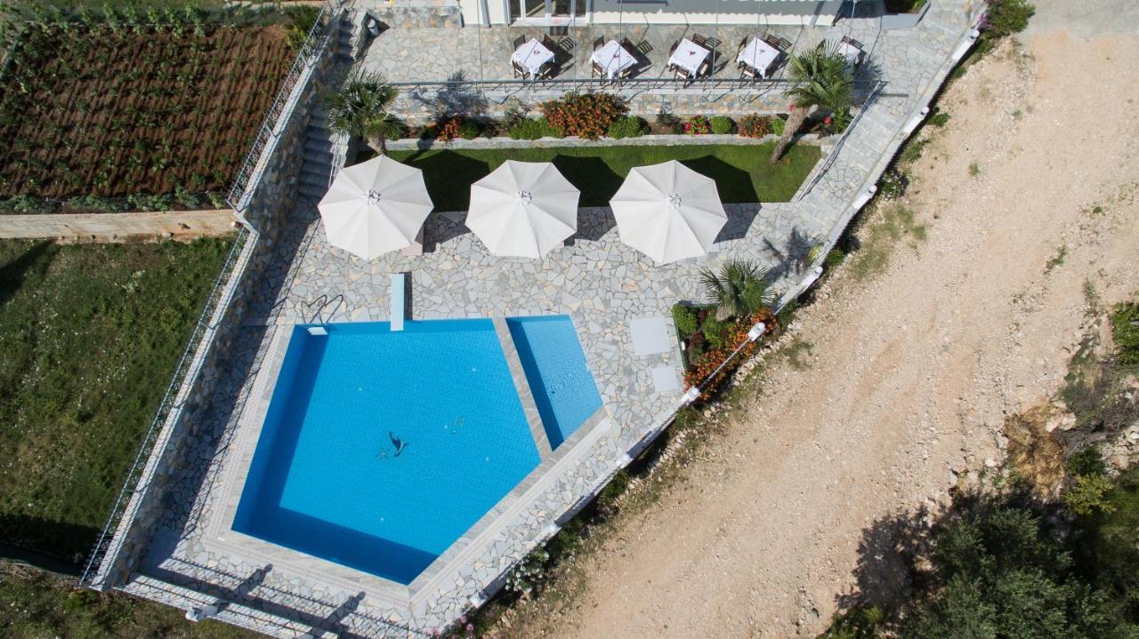 Perivolos Apartments Dhërmi エクステリア 写真
