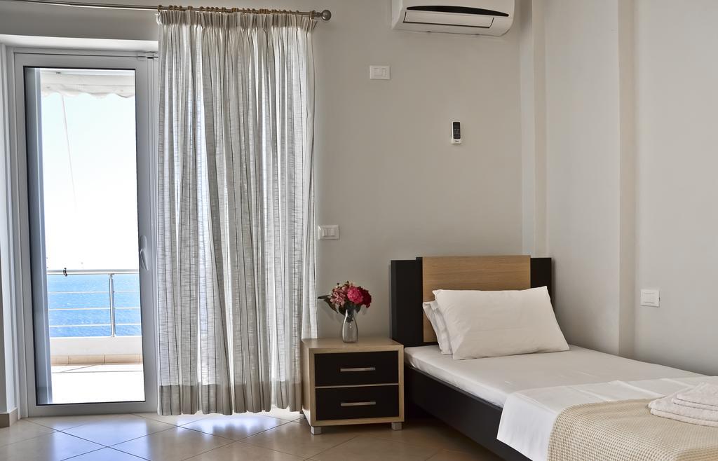 Perivolos Apartments Dhërmi エクステリア 写真