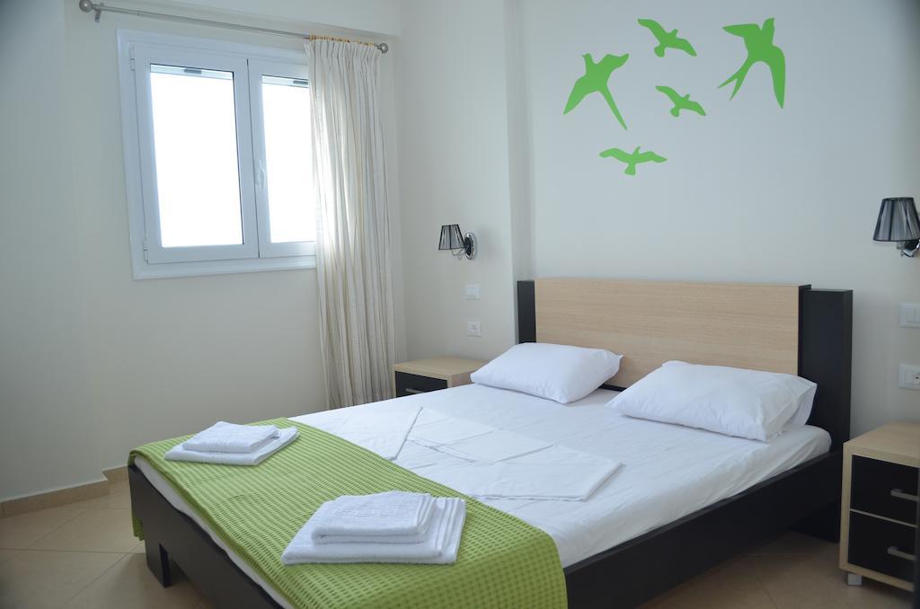 Perivolos Apartments Dhërmi エクステリア 写真