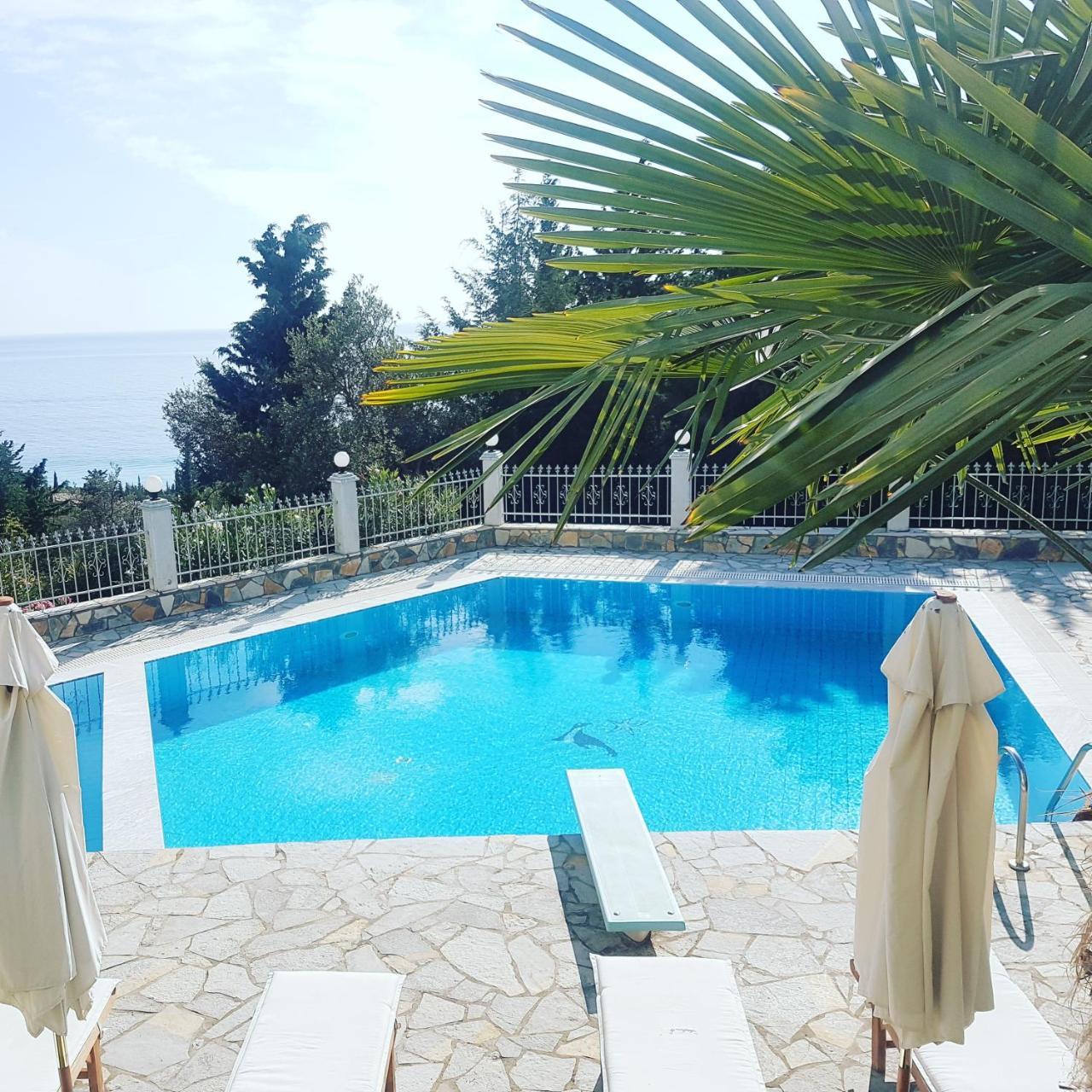 Perivolos Apartments Dhërmi エクステリア 写真