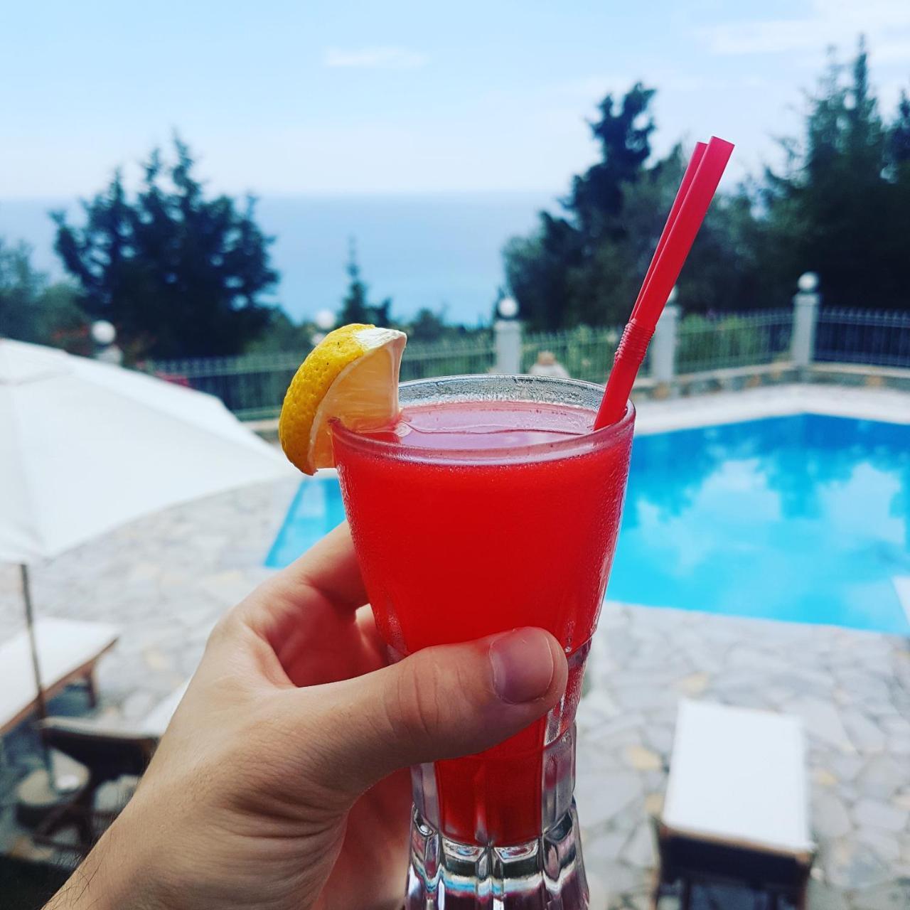 Perivolos Apartments Dhërmi エクステリア 写真